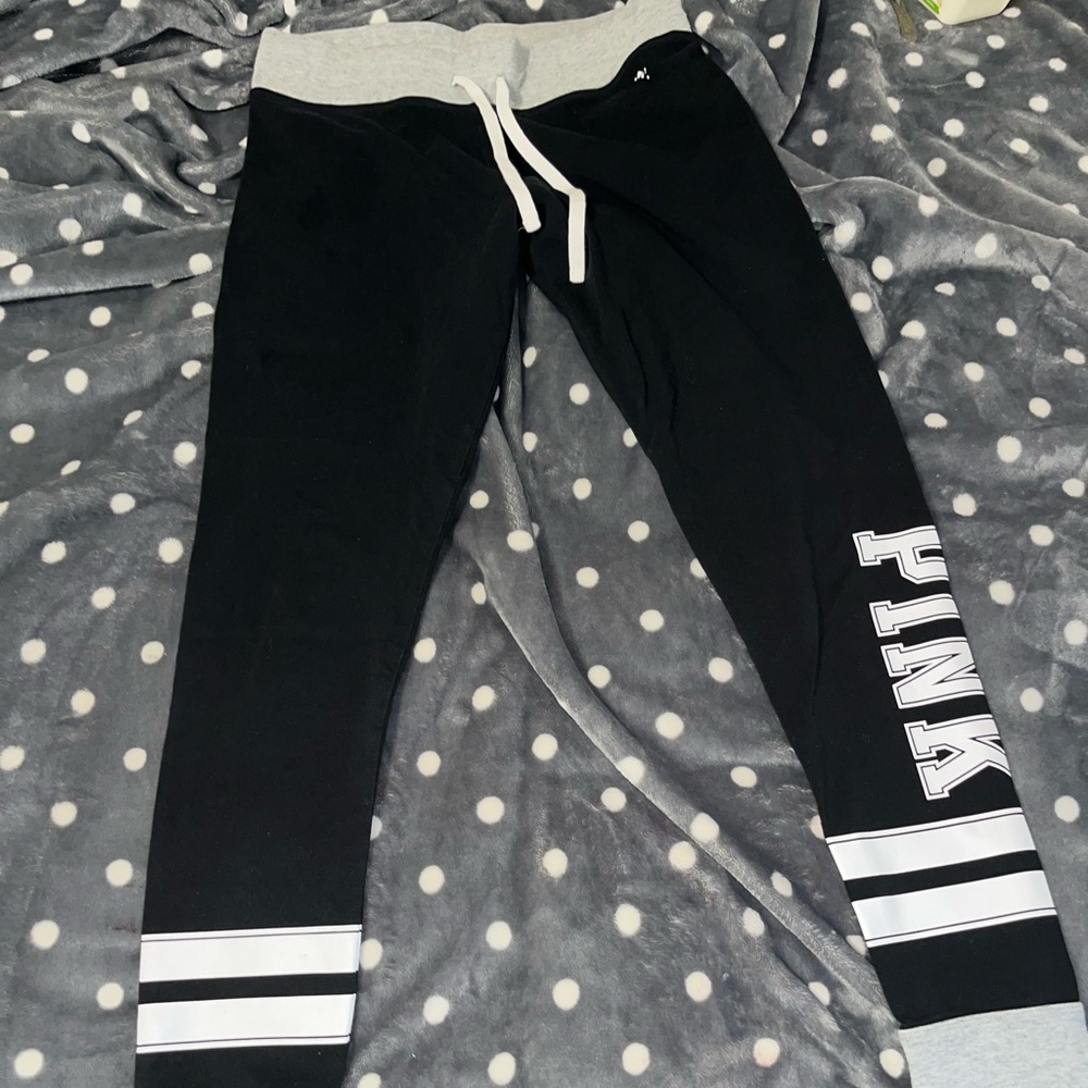 Pink leggings size medium in great condition